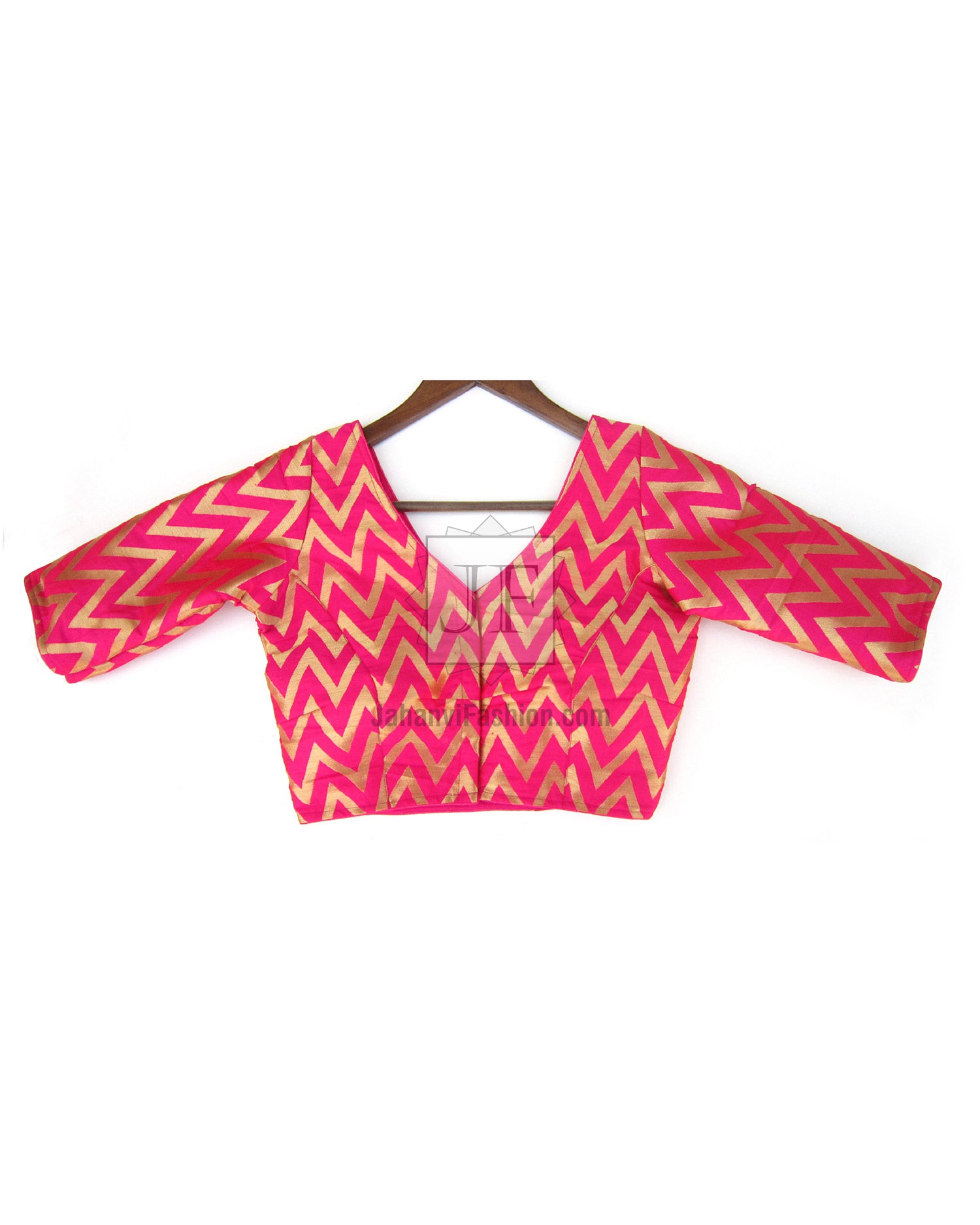 V-neck brocade saree blouse, magenta zigzag print, batwing short sleeves