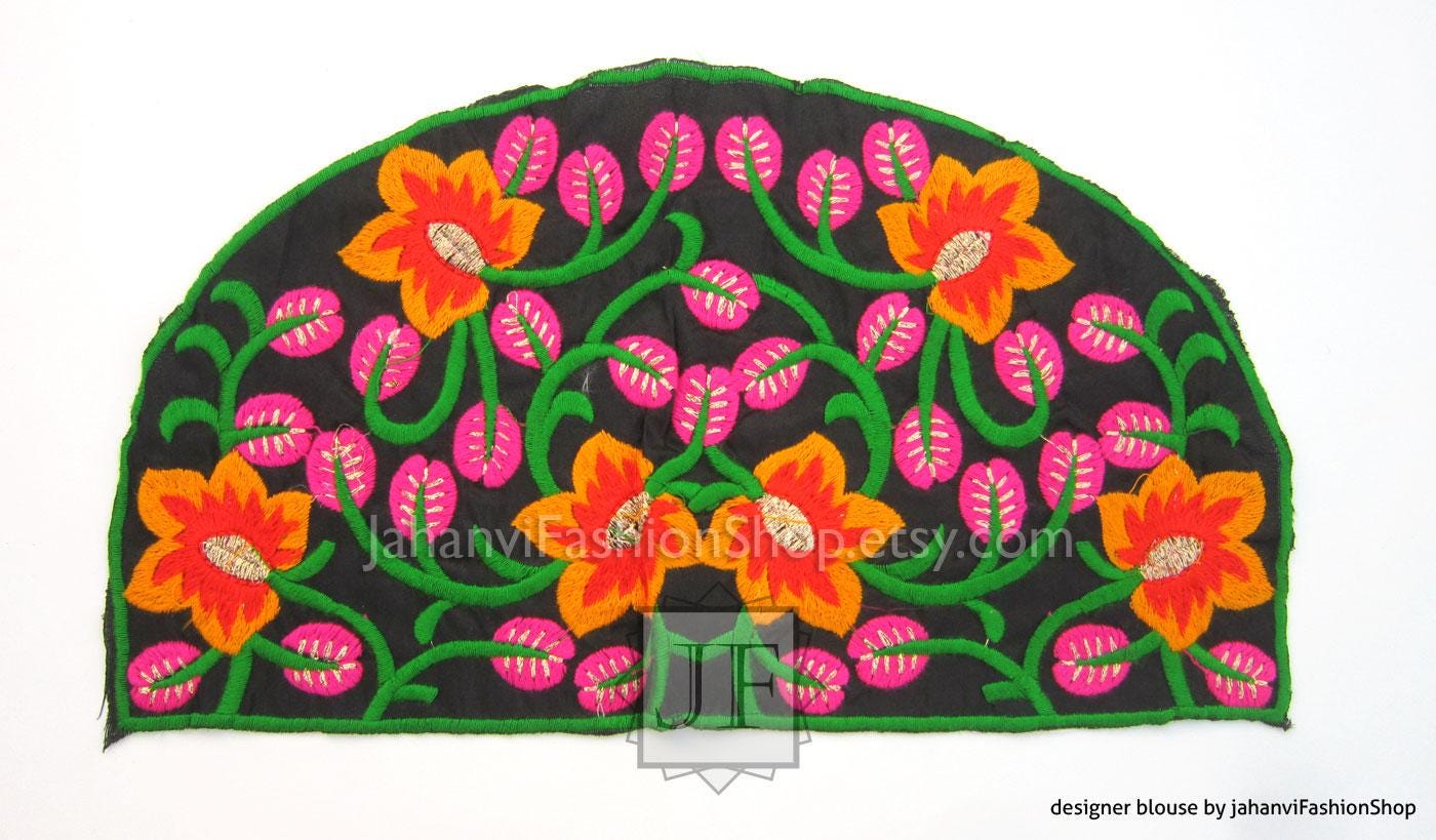 Embroidered Saree Blouse- Multicolor Design, Scoop Neck Style Top