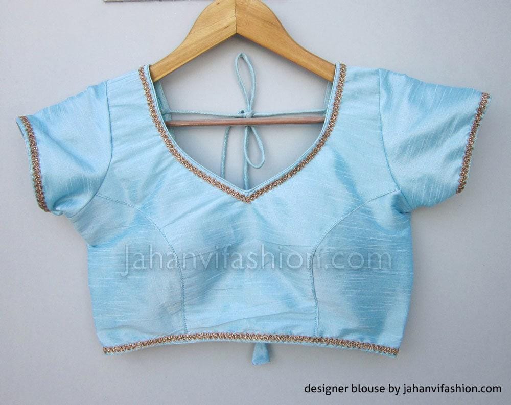 Saree Blouse: Elegant Gold Lace Design (Short Sleeve, Built-In Pads)