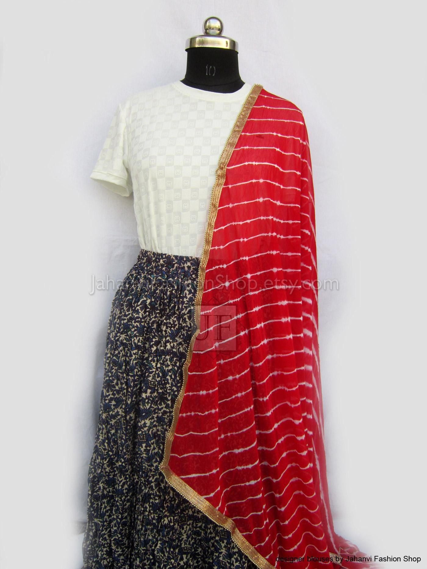 Traditional Indian Dupatta: Striped Leheriya Scarf for Wedding Lehanga