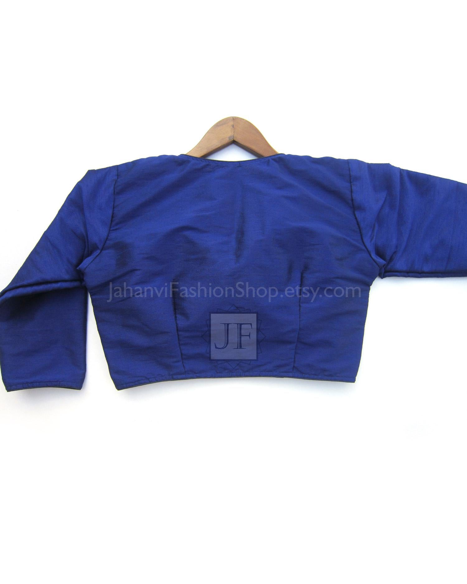 Round Neck, Sleeveless Saree Blouse: Soft Breathable Material