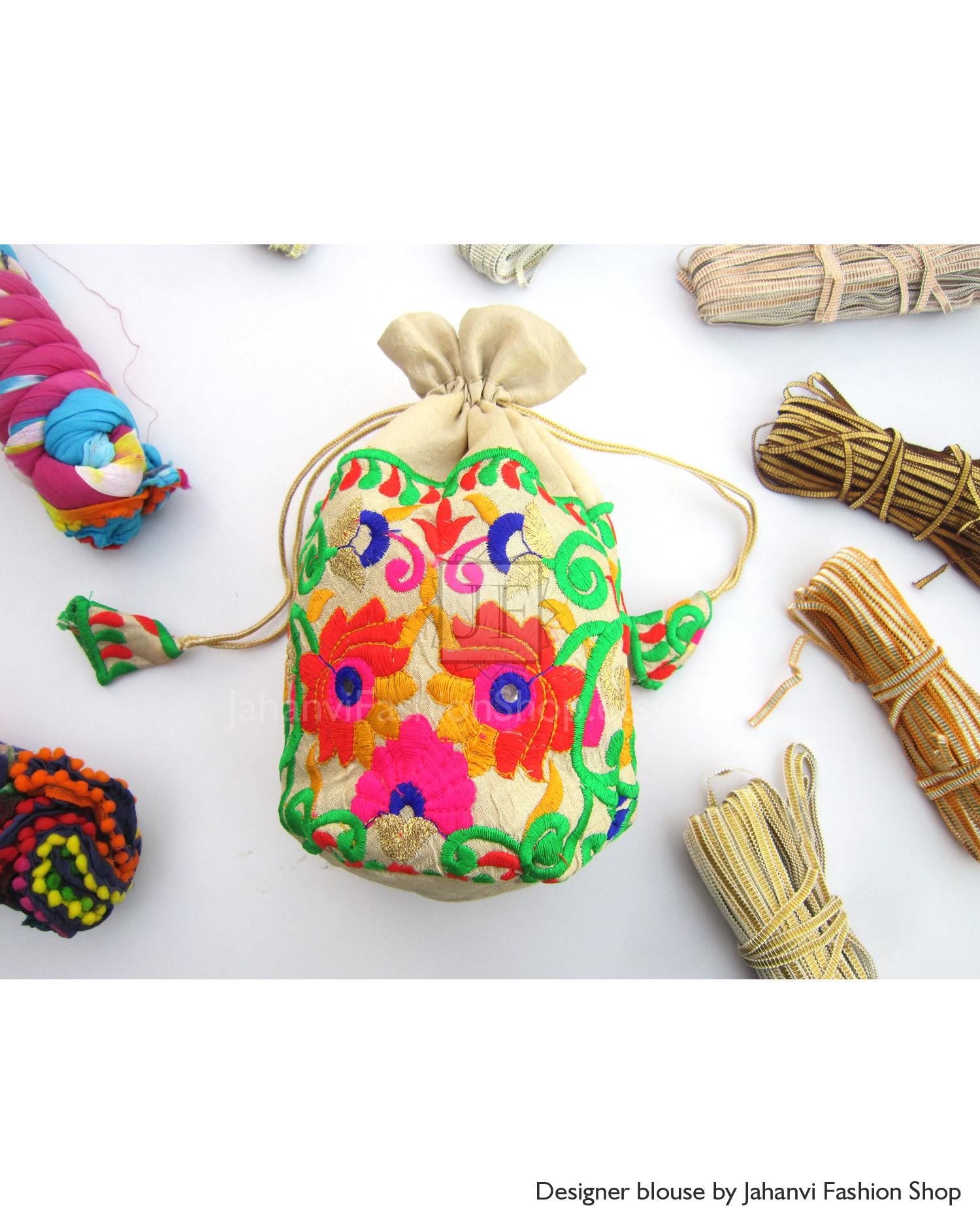 Bridesmaid Favor Pouch: Embroidered Wedding Lightweight Gift Bag