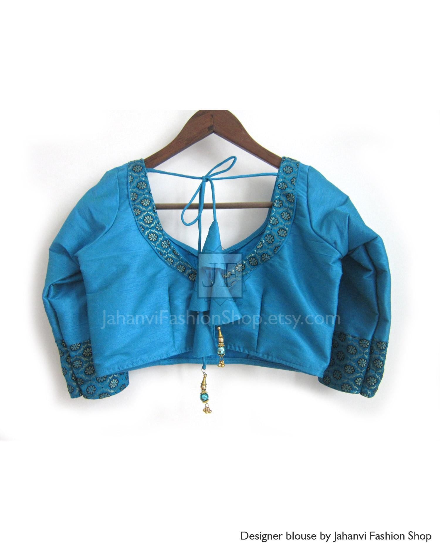 Women’s Saree Blouse - Lightweight, Regular Cut, Stitched